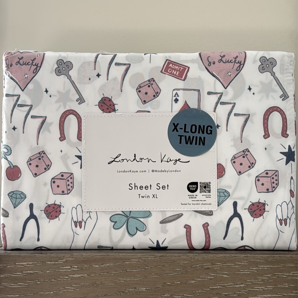 NEW LONDON KAYE Twin XL Sheet Set dice lucky cards